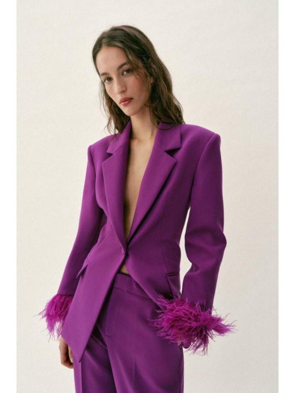 ZARA FEATHER CUFF SHOULDER PAD BLAZER - Picture 6 of 9